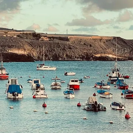 Poseidon En Playa Arena Apartment *