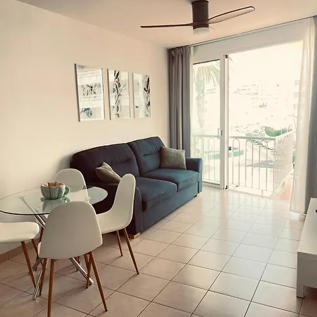 Poseidon En Playa Arena Apartment