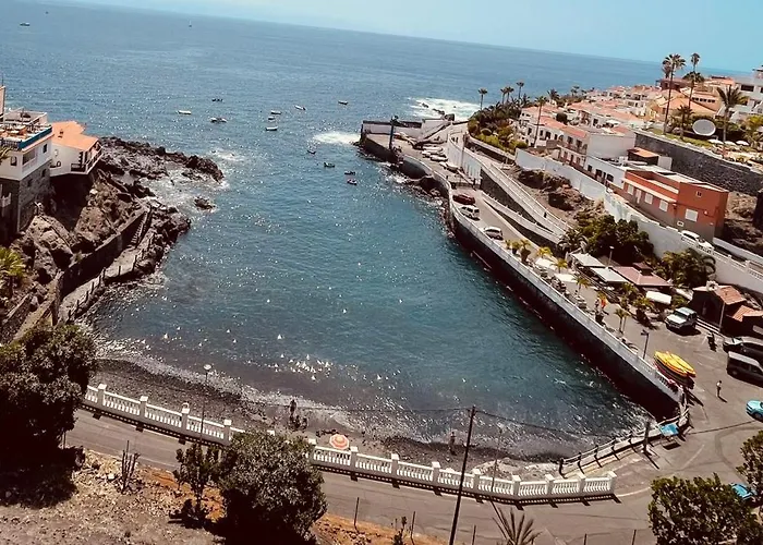 Poseidon En Playa Arena Puerto de Santiago (Tenerife)