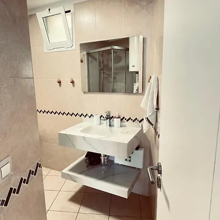 Poseidon En Playa Arena Apartment *
